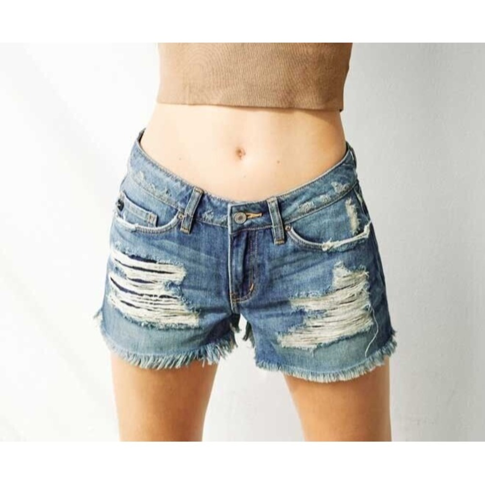 KanCan Distressed Denim Shorts Frayed Fringe Raw Hem Size S Blue Small Wash EUC